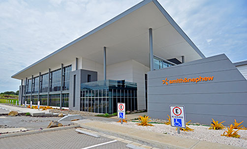 Smith & Nephew – Medical Manufacturing Company Smith & Nephew - Medical Manufacturing Company
